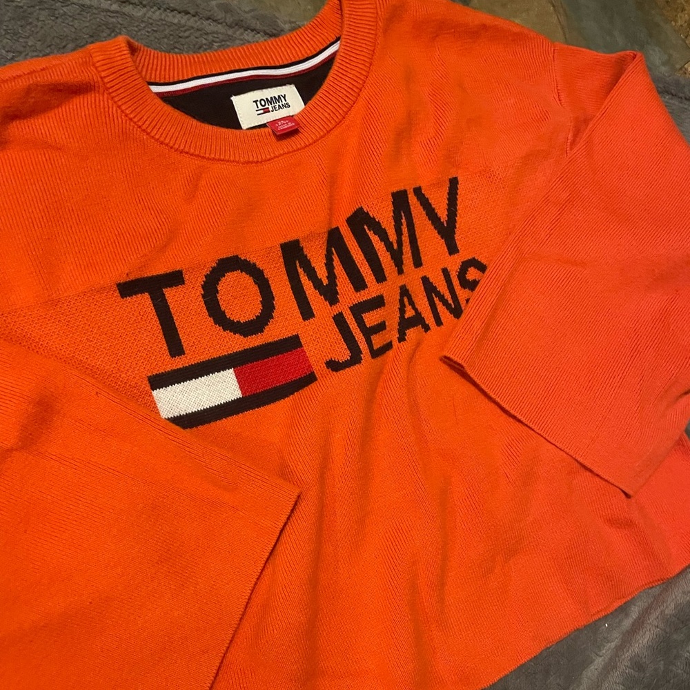 tommy jeans crew neck